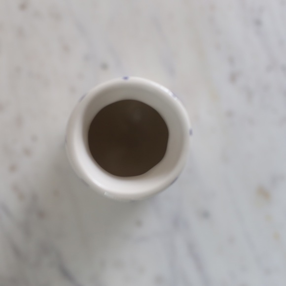 **SOLD**Ashland blue and white coastal vase - Picture 4 of 5